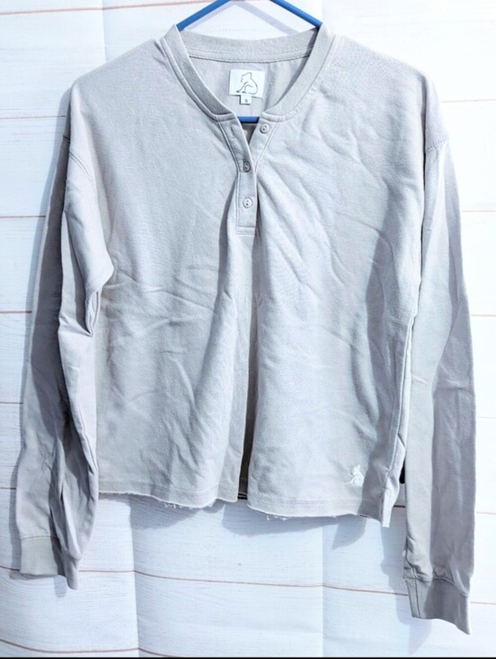 Nwt Kuwallatee Light Gray Super Soft Henley Kuwalla Bear 🐨 Embroidered Emblem